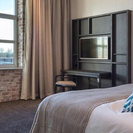 Van Der Valk Hotel Апелдорн Экстерьер фото